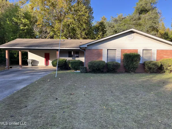107 Westover Dr, Vicksburg, MS 39180
