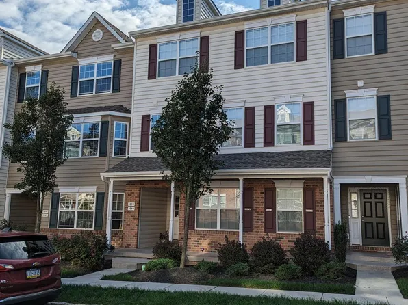 3093 Goshen Dr #M50-l, Pennsburg, PA 18073