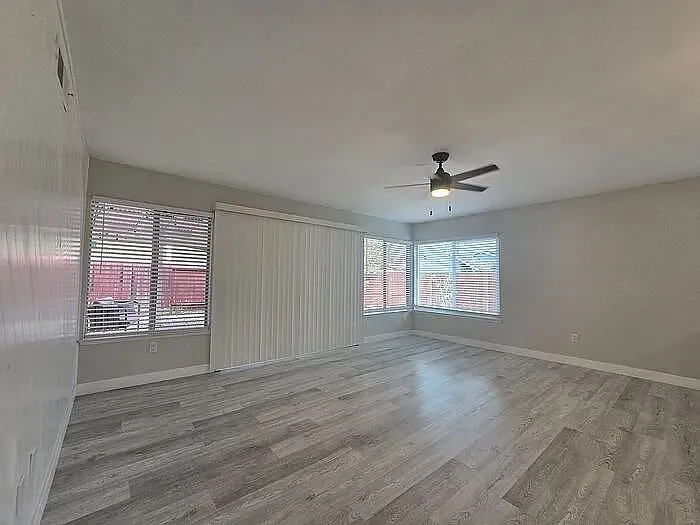 11377 Volans St — Photo 10