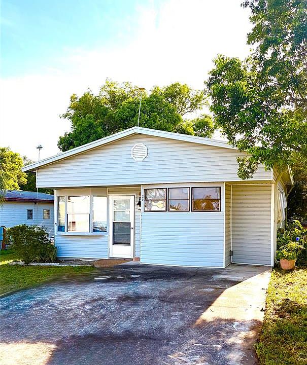 1st image of 22 WOODRUFF WAY