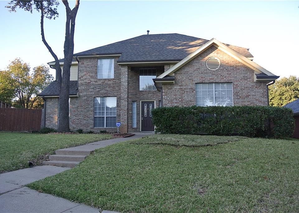 1st image of 1213 Laguna Pl