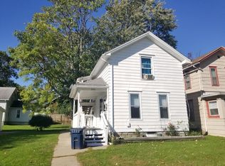 206 Seymour Ave, Jackson, MI 49202