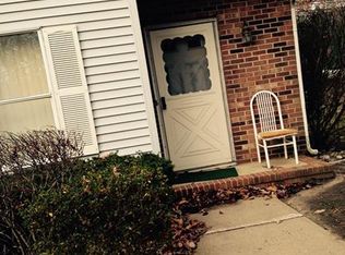 1 Deerfield Ln, Jamesburg, NJ 08831