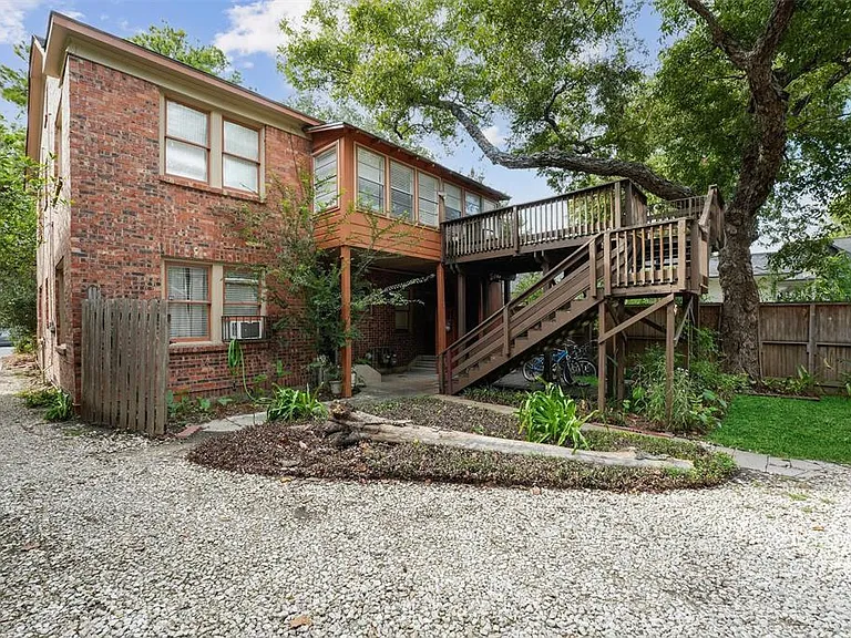 2408 White Oak Dr #3 — Photo 9