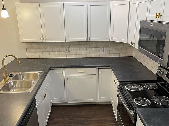 4th image of 332 E South Ave #332