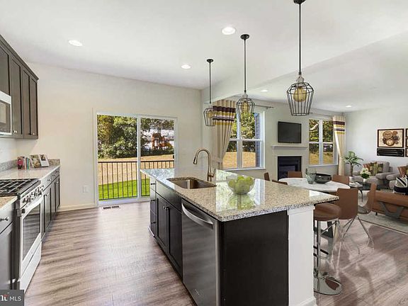 2nd image of 1700 Hudgins Farm Cir