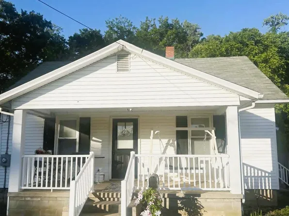 402 Catherine St, Ripley, OH 45167