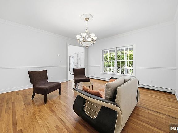 5th image of 1 Concord Court
