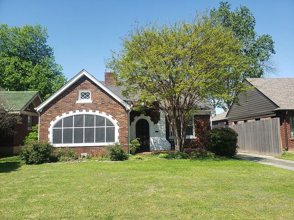 883 N McLean Blvd