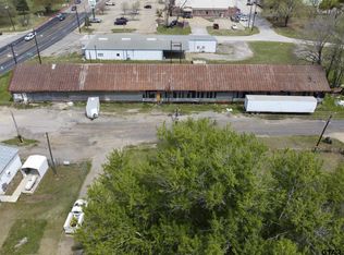 119 W Railroad Ave, Frankston, TX 75763