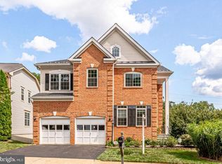 2987 Caribbean Ct, Fairfax, VA 22031