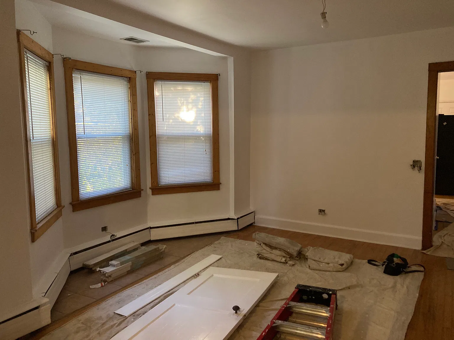 2 bed, 1000 sqft, $2,000 — Photo 2
