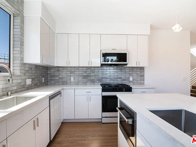 1621 S Bedford St — Photo 12