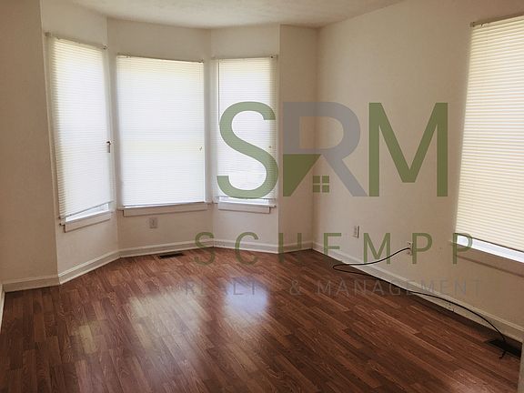 4th image of 621 S 19th St