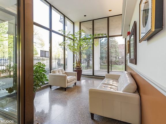 2nd image of 6701 S Crandon Ave APT 16C