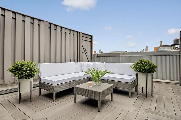 Sold by Compass | media 1