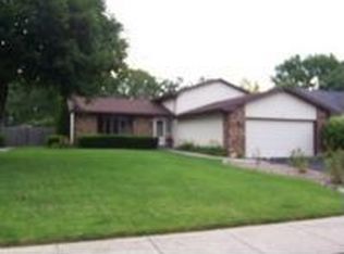 114 Walden Ln, Lake Villa, IL 60046