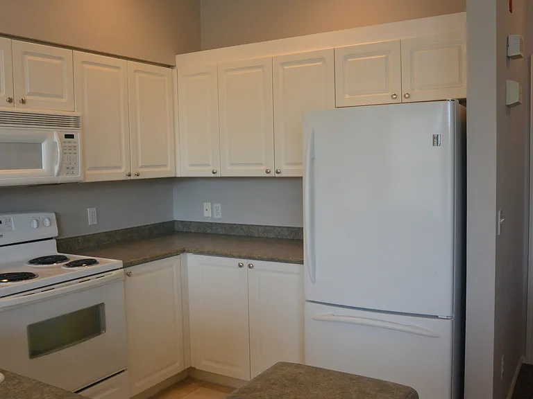 1830 SE Cutter Ln — Photo 9