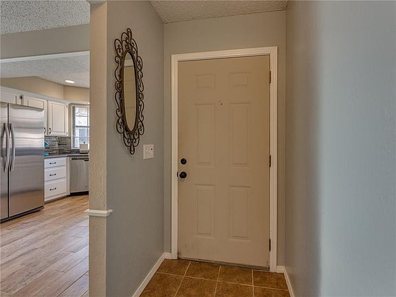 5th image of 1241 SW 126th St
