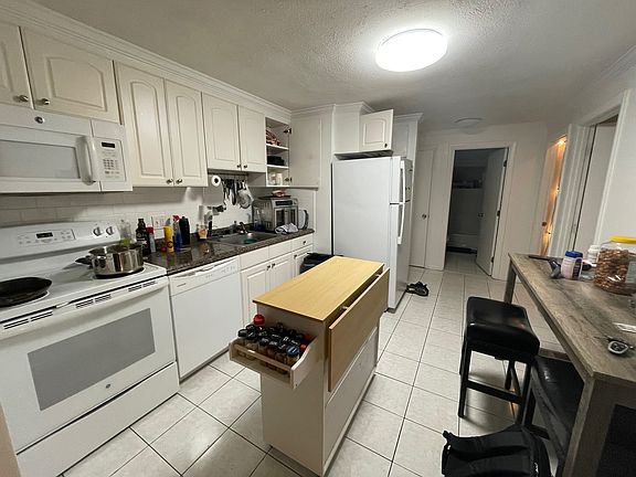 2nd image of 16 Westford St APT 6