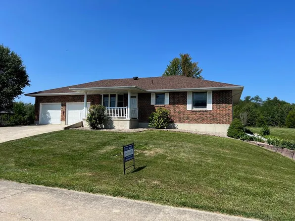 2205 Cher Ct, Macon, MO 63552