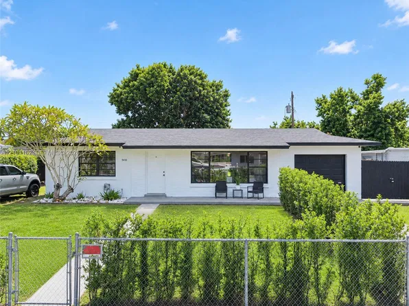 9840 SW 166th St, Miami, FL 33157