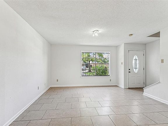 2nd image of 1624 Gary Ln Unit A