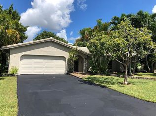 10952 NW 41st Dr, Coral Springs, FL 33065