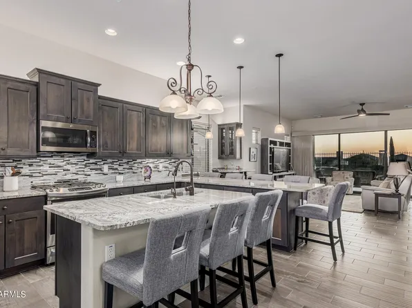 2124 N 88TH Street, Mesa, AZ 85207