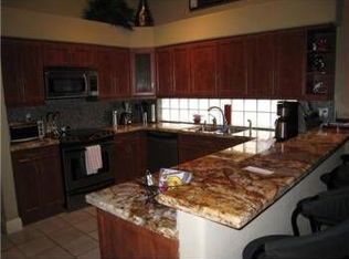 1043 Laguna Springs Dr, Weston, FL 33326