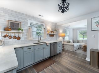 206 Aurora Dr, Asheville, NC 28805