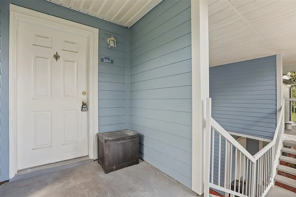 2 bed, 2.0 bath, 947 sqft, $1,600 — Photo 3
