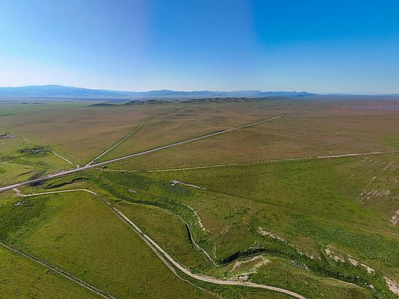 3rd image of 0 Highway 33