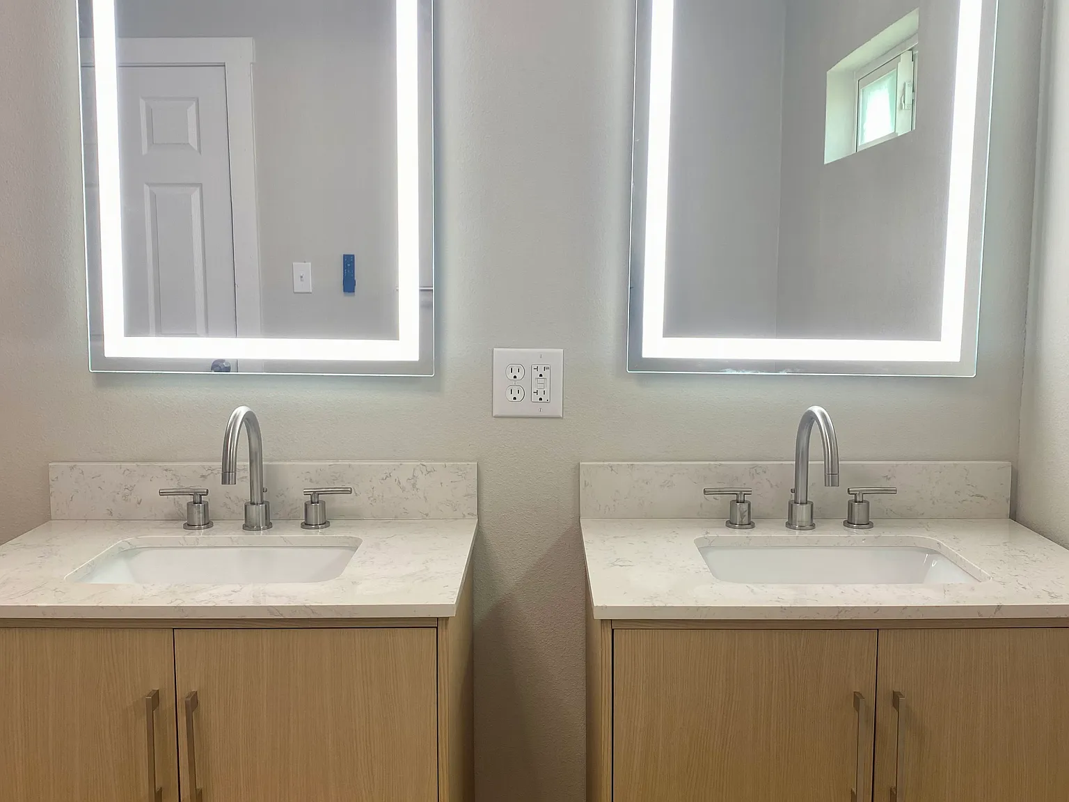 3 bed, 1356 sqft, $1,650 — Photo 1