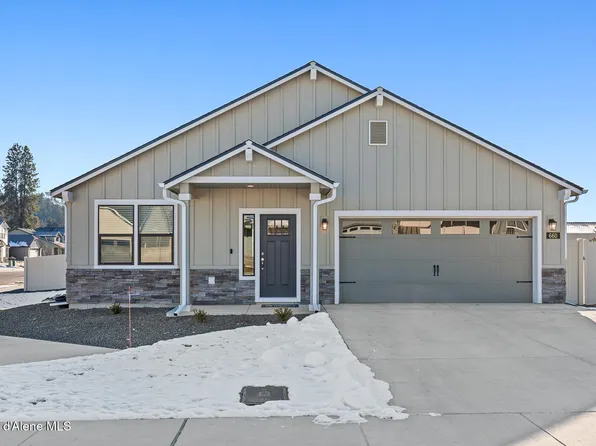 660 E Ripatti Way, Hayden, ID 83835