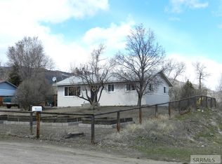 1102 Tendoy Ave, Salmon, ID 83467