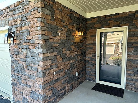 2nd image of 1434 Hatterdale Farm Rd #1434