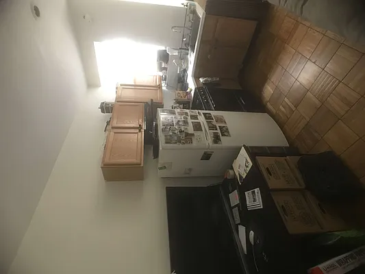 Rented by Sheila M Apfel, LREB | media 14