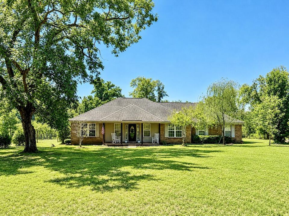 1st image of 41 Park Cir