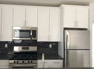 26-01 23rd Ave #2, Astoria, NY 11105
