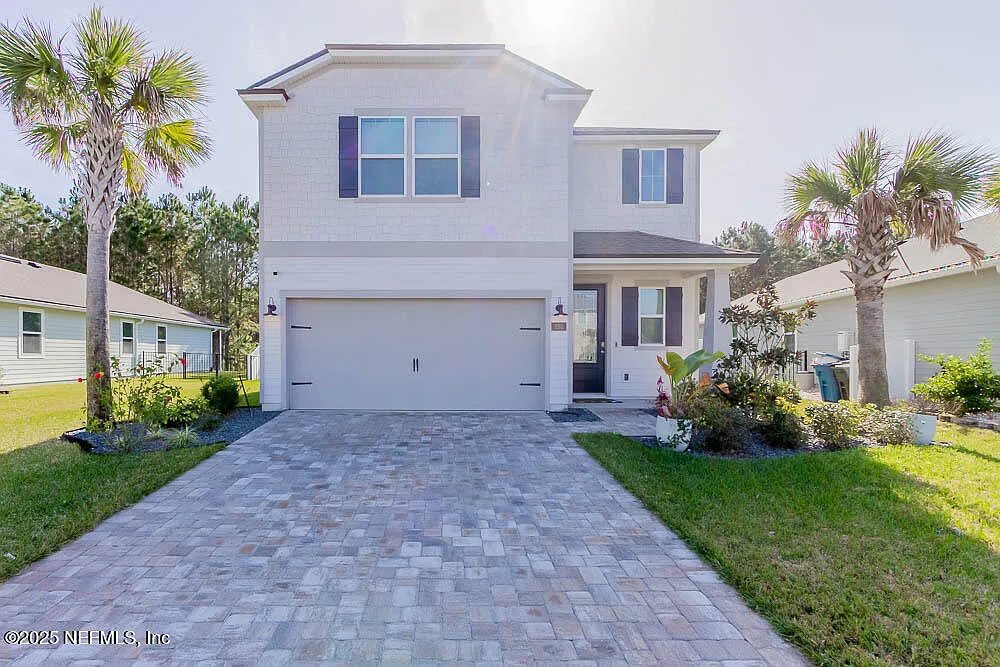 3 bed, 2.5 bath, 2231 sqft, $2,850 — Photo 1