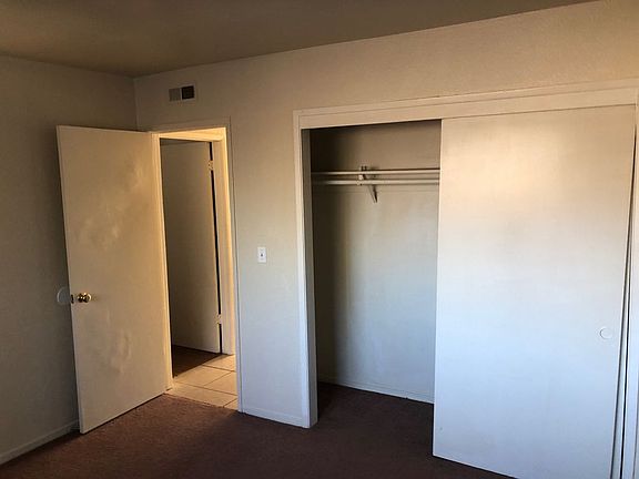 3rd image of 2929 Cushing Ct