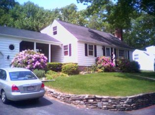 4 Sherwood Rd, Auburn, MA 01501