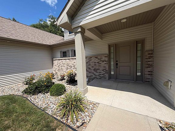 4th image of 2121 Woodland Estates Dr
