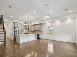 46 Carlton Ave FLOOR 2, Jersey City, NJ 07307