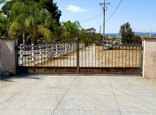 12835 Columbet Ave, San Martin, CA 95046