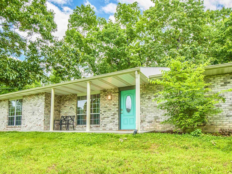 1st image of 3924 Hillbrook Dr