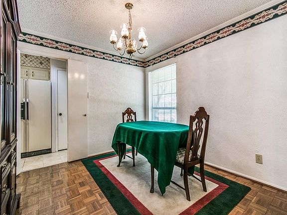 4th image of 1633 Stroud Ln