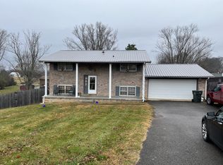 5106 N Roan St, Gray, TN 37615