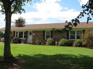 3393 Blue Ridge Dr, Gretna, VA 24557